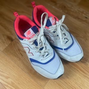 New Balance size 8 sneakers